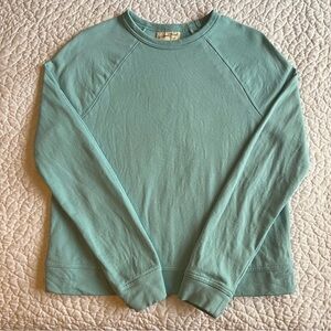 Universal thread crewneck sweatshirt